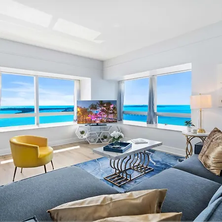 Casiola Apartments In Four Seasons Miami